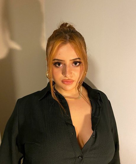 Eleanor Evans star erotic gallery