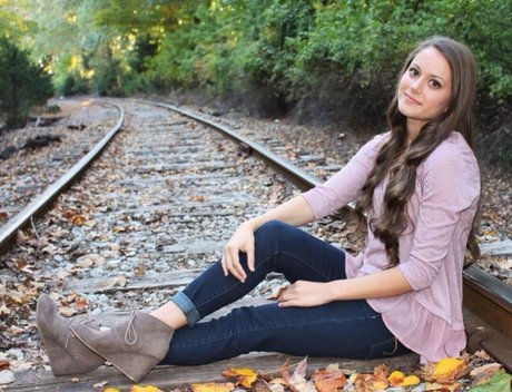 Taylorlegit naked actress pictures