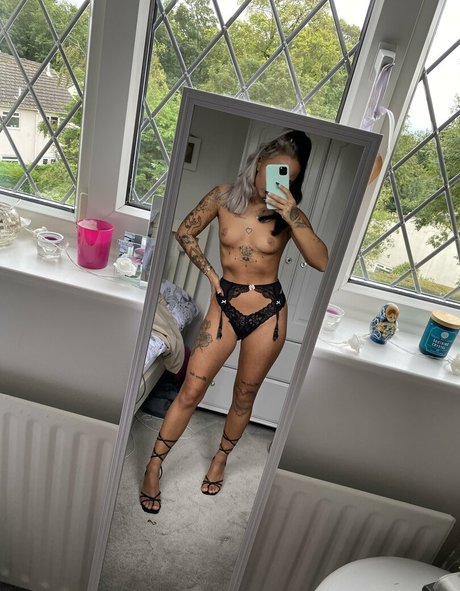 Milsx nudes star image