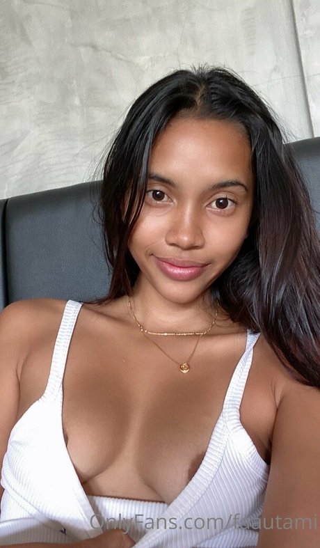 Fauutami pornstar exclusive img