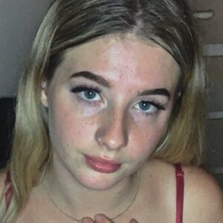 Layla Rule pornstar pretty gallery