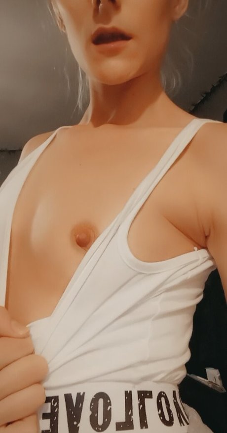 Stacey Louise xxx model pictures