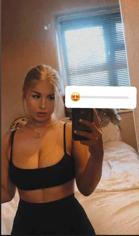 Isabelle Rose model nice photos