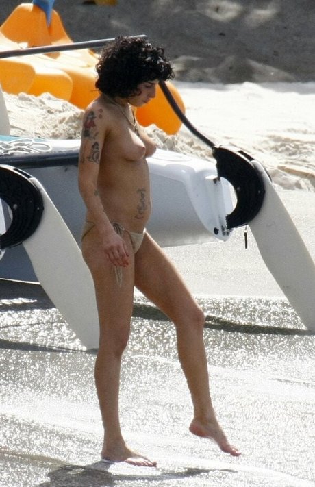 Amy Winehouse sex star picture