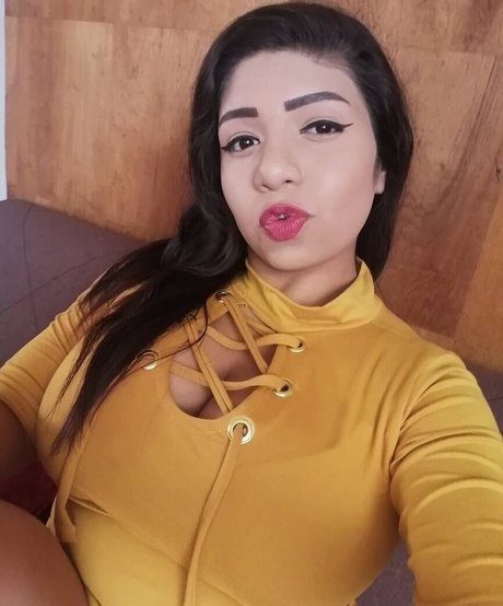 Kimberly Hdeez top pornstar photo