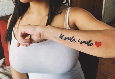 Kimberly Hdeez hot model galleries