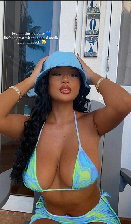 Lucero Crystal Profile pic