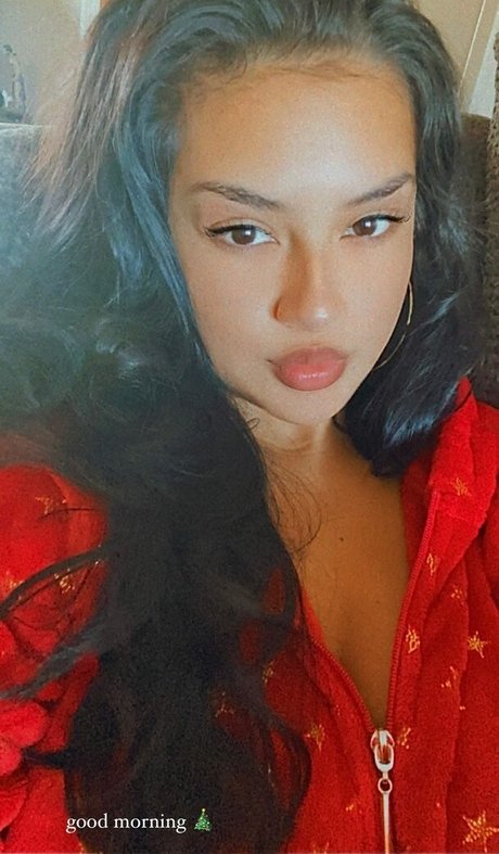 Lucero Crystal pretty pornstar pictures