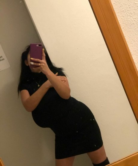 Melannia erotic model pictures