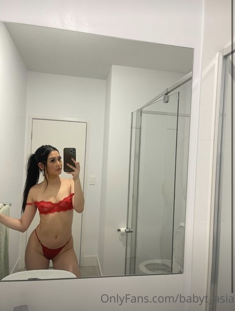 Tasia Hafenstein pretty actress img