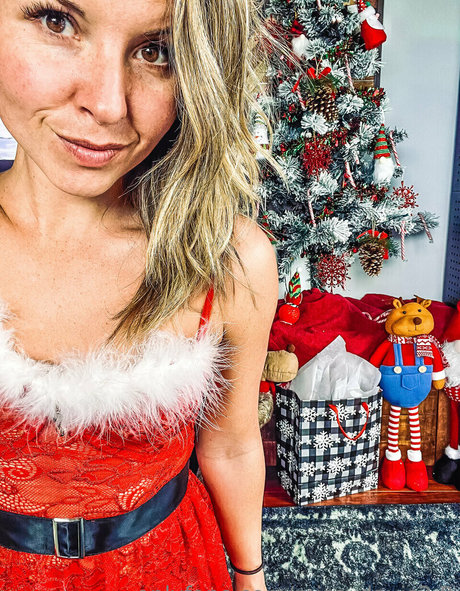 Chrissy Bowman free actress galleries