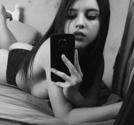 Piaabonetto hd actress pic