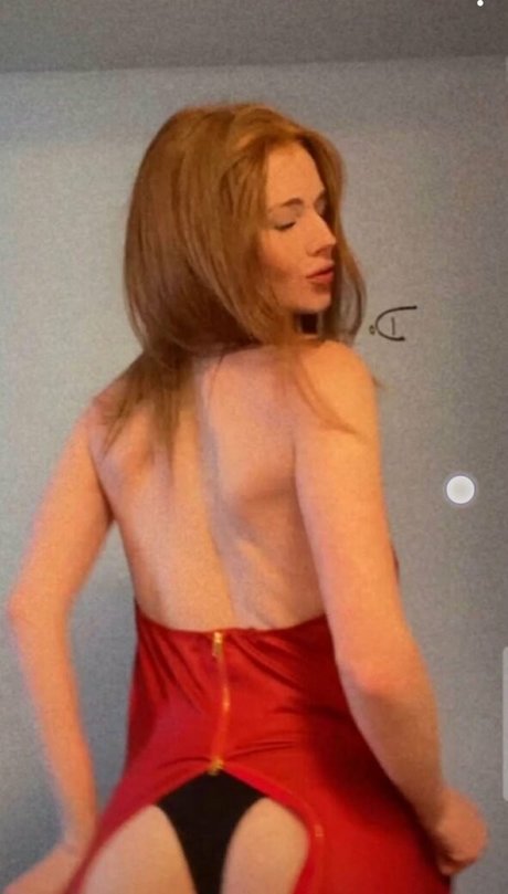 Jodie Baker xxx pornstar photo