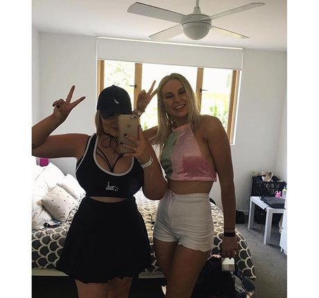 Tayla Cooper best star photos