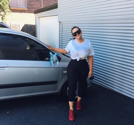 Tayla Cooper adult star pic