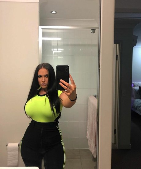 Tayla Cooper beautiful model archive