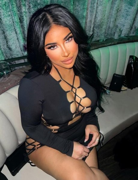 viirdii top model pics