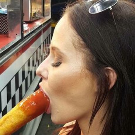 Katherine Lameree art model img