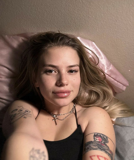 Itachiperky beautiful actress galleries