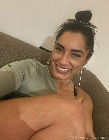Daqnagold naked pornstar pic