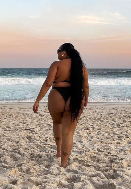 Rizia Cerqueira star top photo