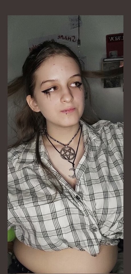 Xdeusa erotic pornstar picture