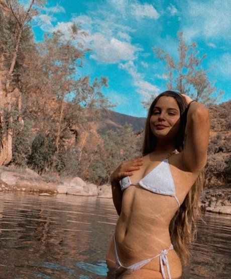 Luz Celina Cervo high quality model photo