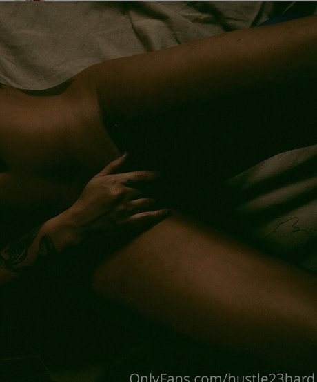 Hustle23hard nice pornstar archive