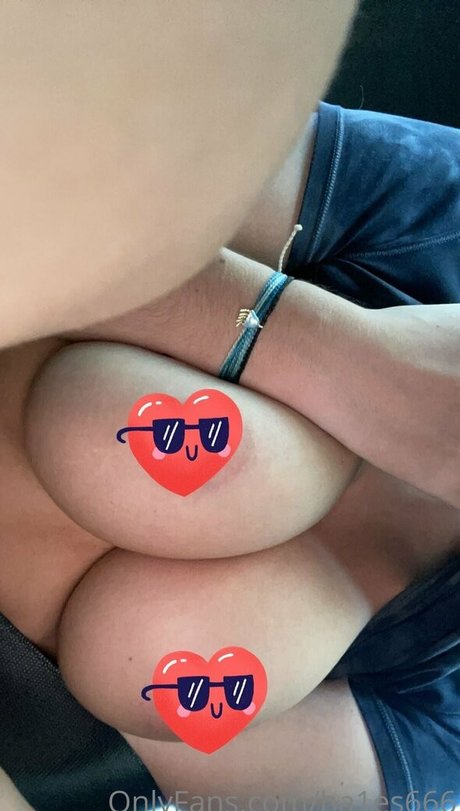 HayMartinn beautiful pornstar gallery