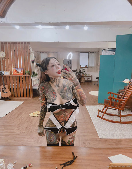 beauty trans onlyfans pornos archive