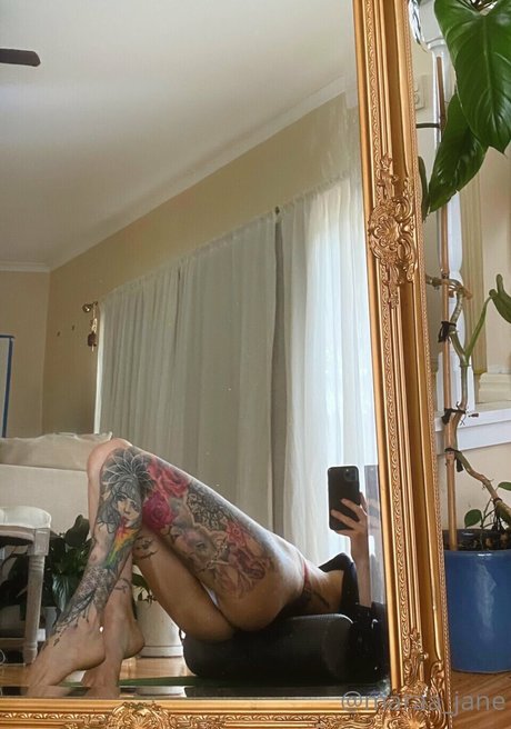 Maraa Jane top model image