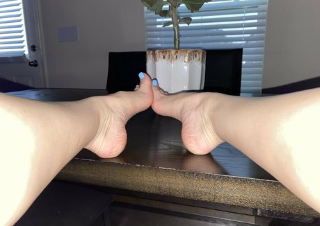 WaifuFeetMilk porn actress archive