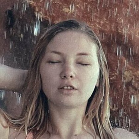 Angelina Spaska art star images