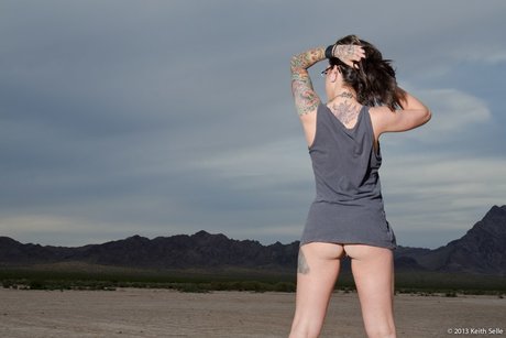 Olivia Black pornographic star pictures