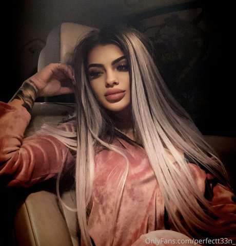 Perfectt33n nude pornstar pictures