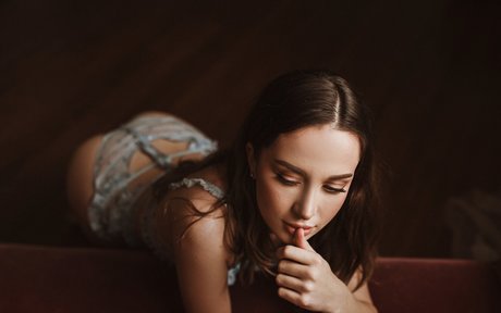 scarlett vera model nude picture