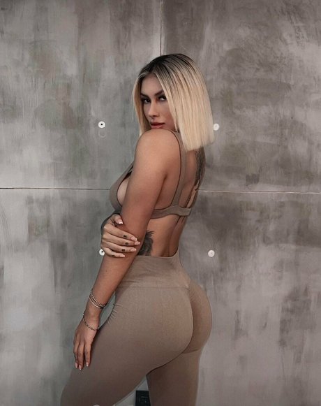 Dianey Sahagun pornstar pretty image