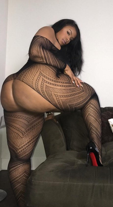 Nars star beautiful photos