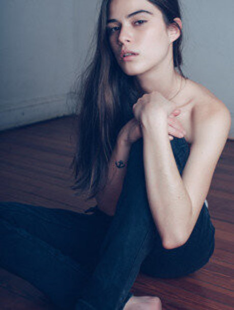 Carolina Garzon erotic model pictures