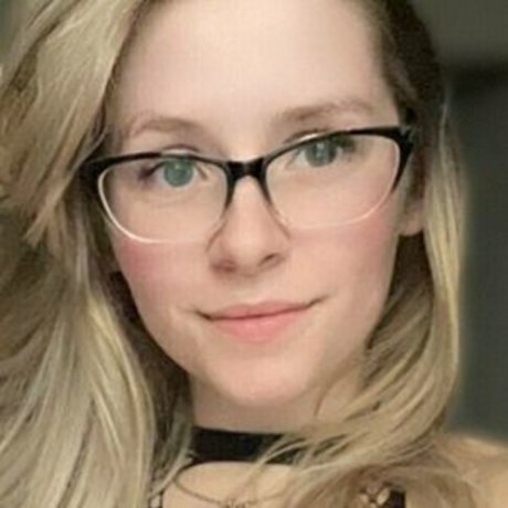 Touchebouche Liz hot star archive