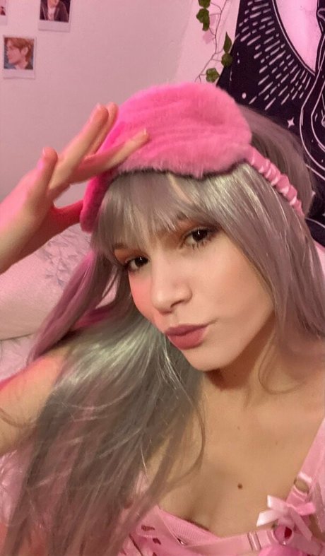 Veevtr hot model pics