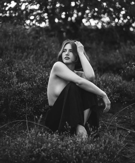 Anna Tauber porn model picture