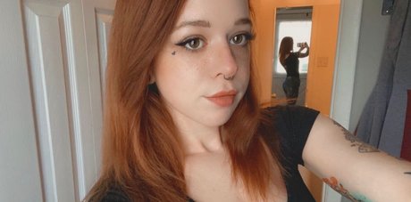 Becky May sexy actress pics