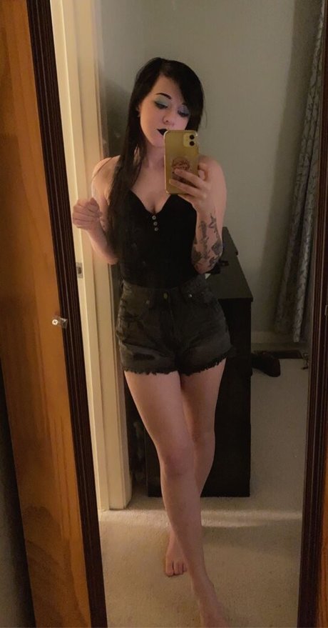 Becky May art star photo