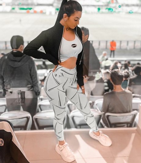 Sabrina Raissa star nudes pics