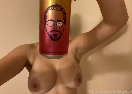 dirty D 33 model beautiful pics