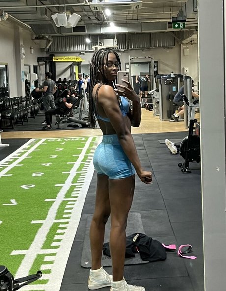 Empty Refuse2705 hd actress picture