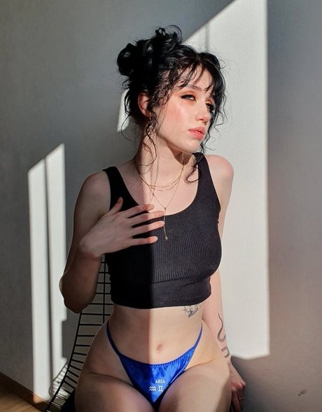 Plasticjupiter sexy star pictures