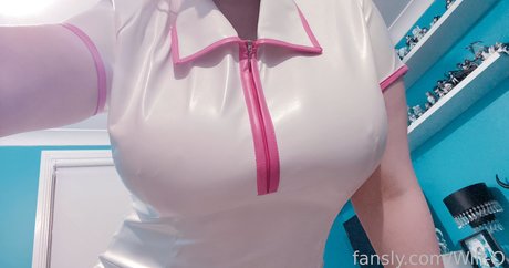 WillOWisps nude actress pictures