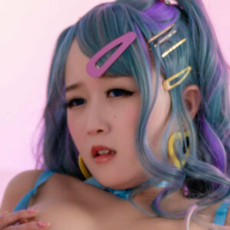 Ria Kurumi high quality model images